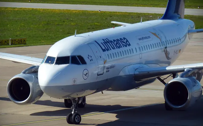 Самолет Lufthansa. Иллюстративная фотография.Самолет Lufthansa. Иллюстративная фотография. Автор: Pixabay