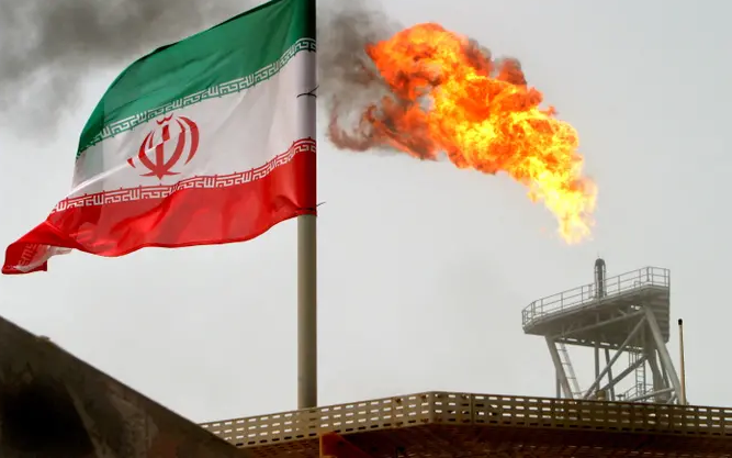 Производство нефти в Иране. Автор: SCANPIX/REUTERS/Raheb Homavandi
