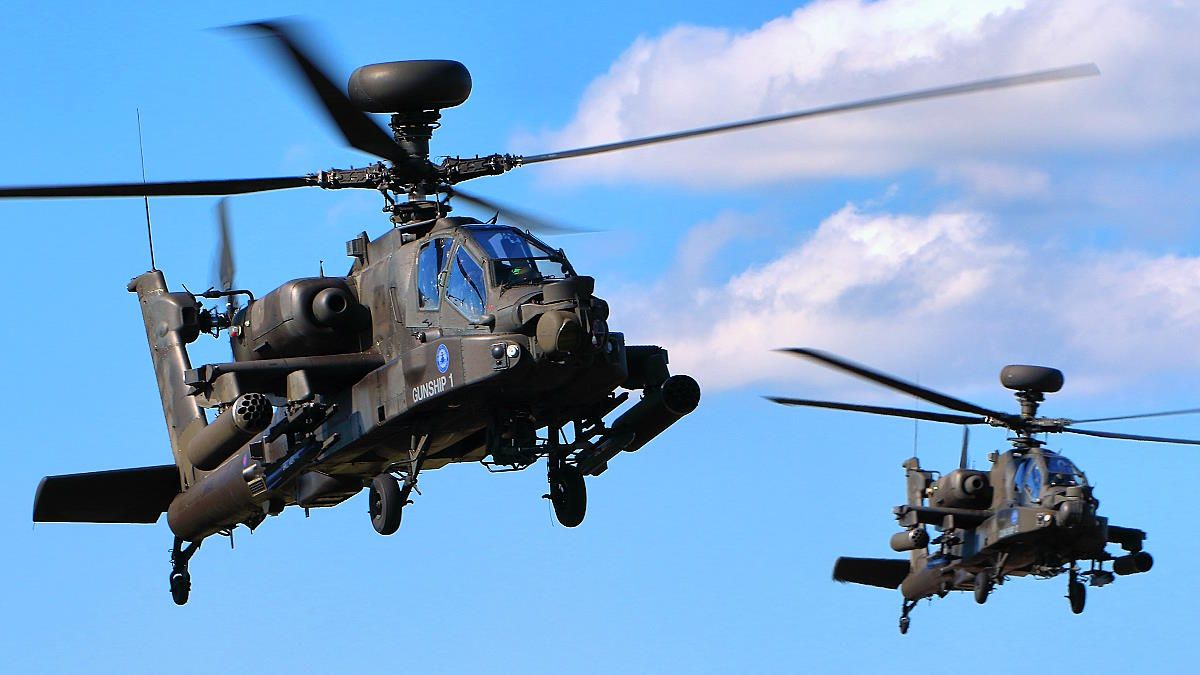 Вертолёты Apache (архивное фото)  ©Airwolfhound/Wikimedia Commons