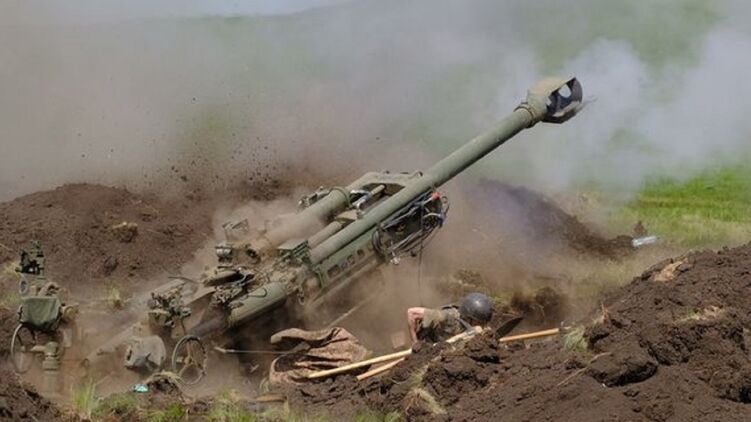 Украинские артиллеристы за гаубицей М777. Иллюстративное фото - Генштаб ВСУ