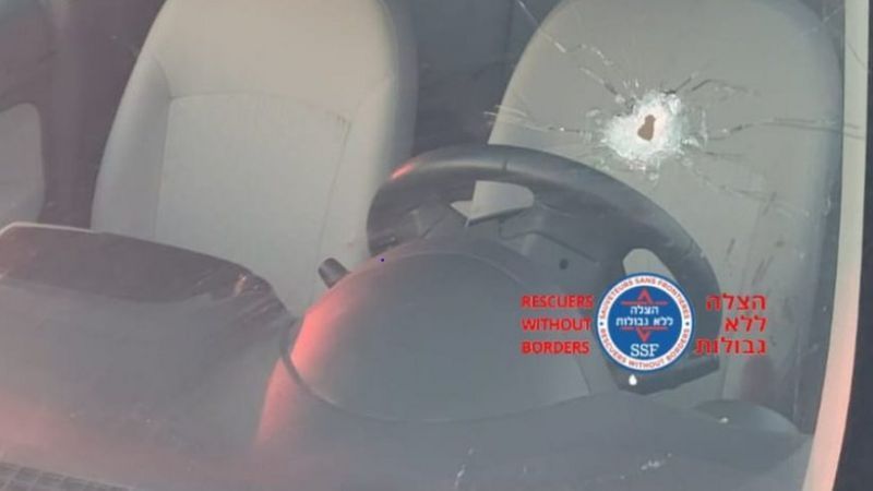 CARMEL DANGOR TWITTER Подпись к фото, По данным израильских источников, в понедельник выстрелом в лобовое стекло автомобиля был убит израильтянин возле Иерихона