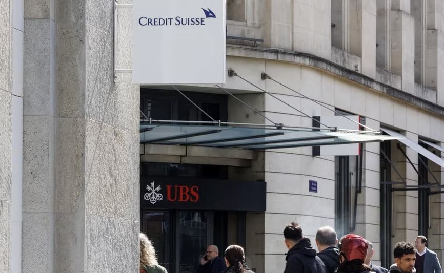Власти США проводят расследование в отношении банков Credit Suisse и UBS в связи с режимом санкций против России. © Keystone / Salvatore Di Nolfi