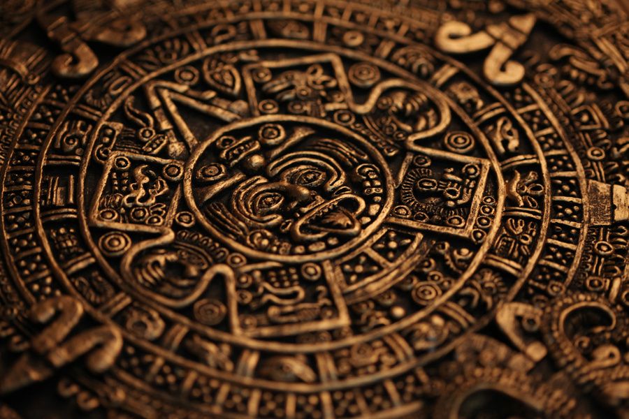 Древний календарь майя. Обложка © Shutterstock