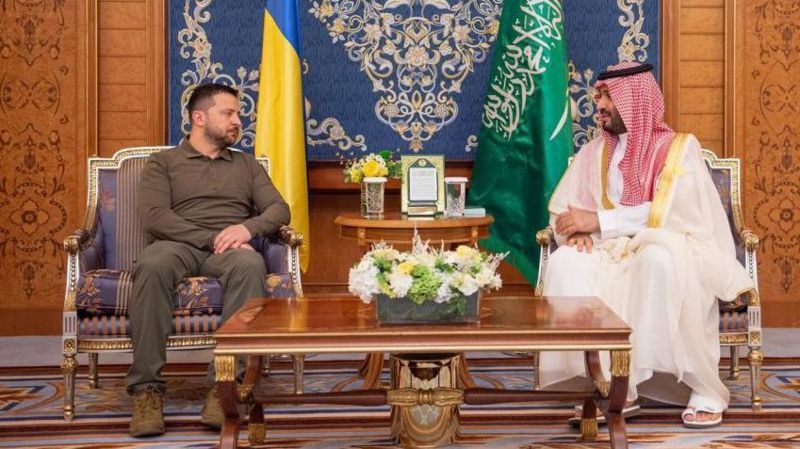 ANADOLU AGENCY Подпись к фото, В мае этого года состоялась встреча президента Украины Владимира Зеленского и наследного принца Саудовской Аравии Мухаммеда бен Сальмана Аль Сауда