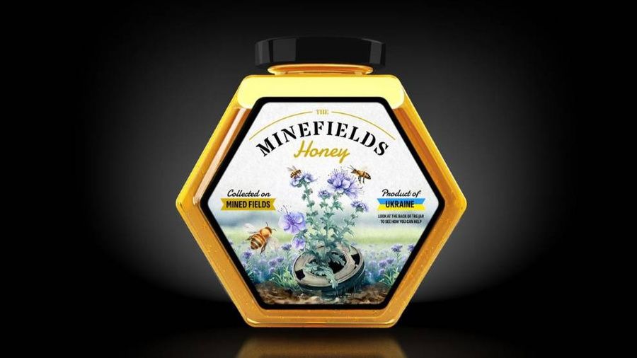 Вид упаковки мёда на сайте предзаказа. Фото © Minefields Honey