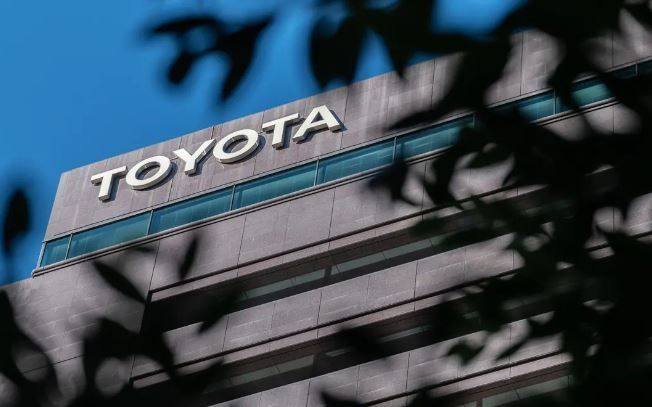 Головной офис компании Toyota в Токио. Автор: SCANPIX/AFP/YUICHI YAMAZAKI
