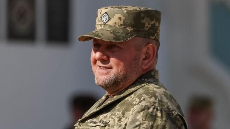 REUTERS Генерал Залужный – сверхпопулярный герой военного эпоса, который пишется в Украине прямо сейчас