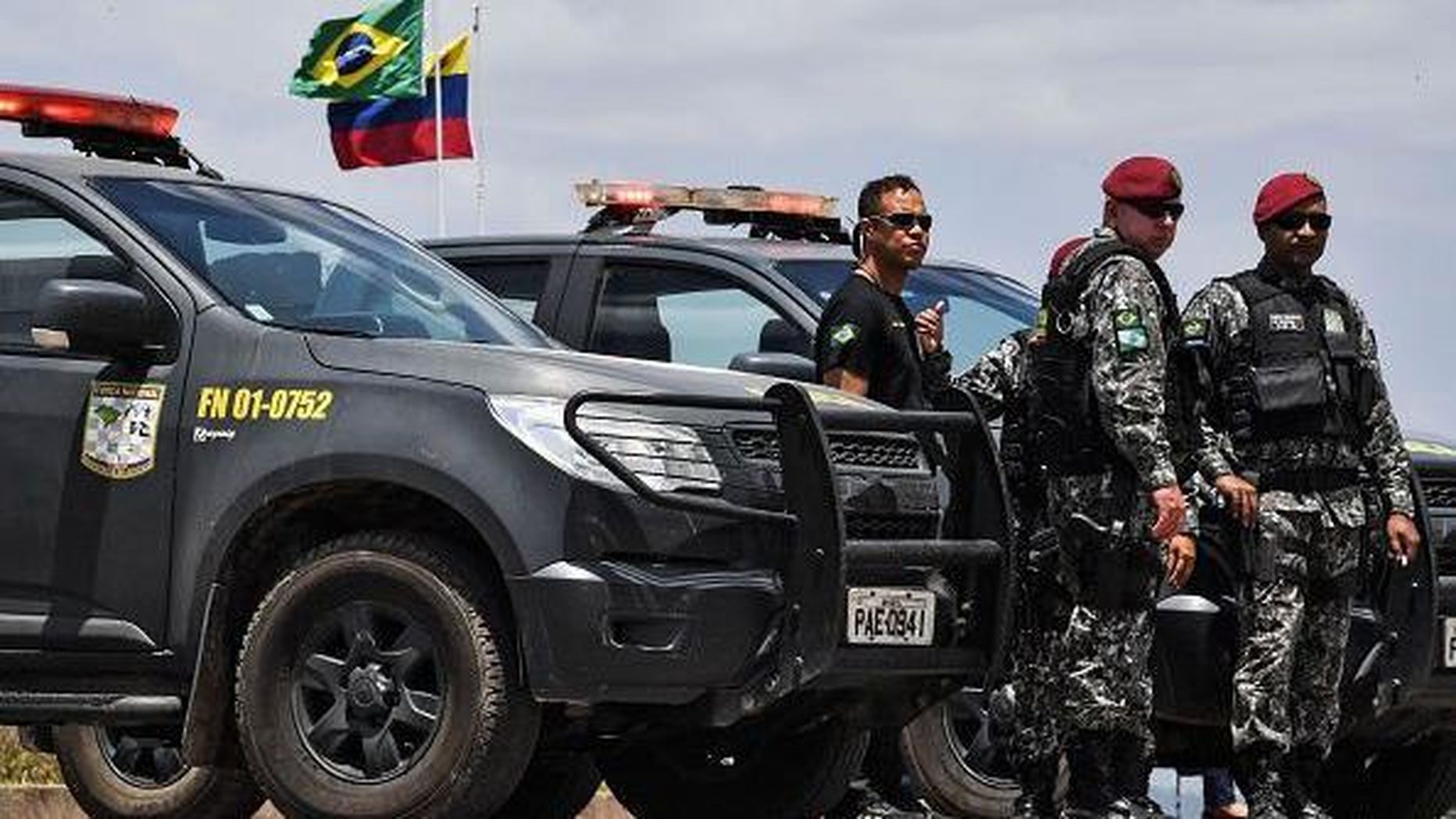 Бразильские военные на границе с Венесуэлой (архивное фото) Фото: BBC News