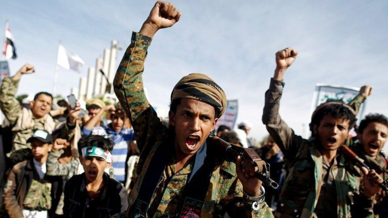 ХуситыАВТОР ФОТО,REUTERS Подпись к фото, Хуситы стали мощной силой в Йемене