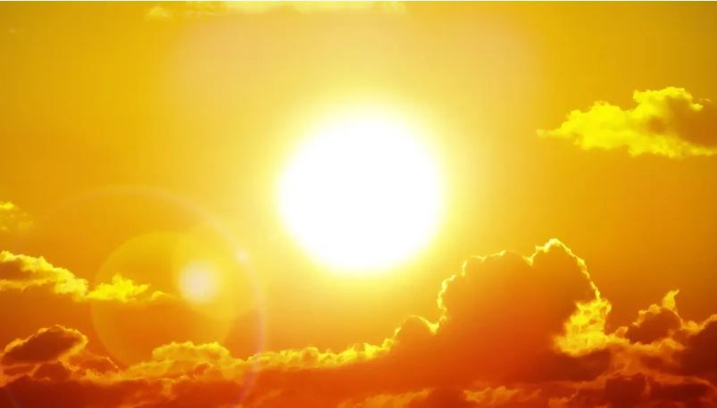 3 января можно будет наблюдать самое большое Солнце 2024 года. Обложка © Shutterstock