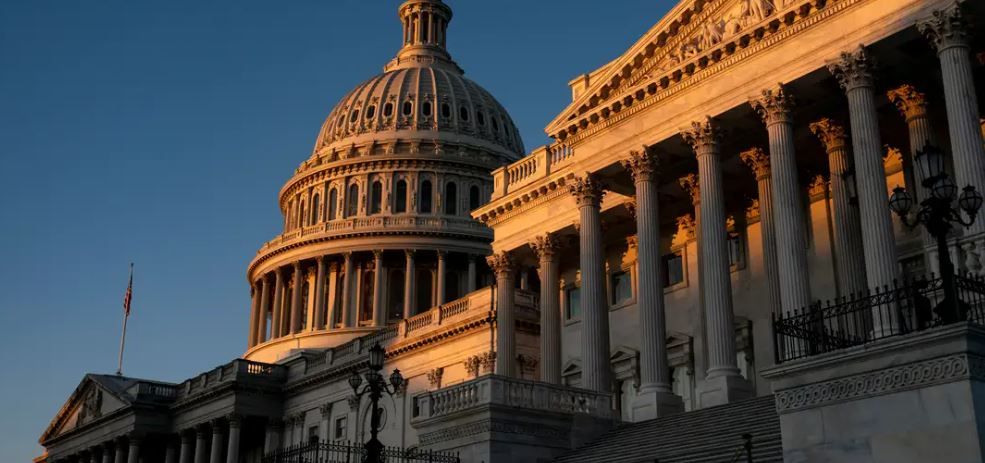 Здание Капитолия в Вашингтоне - место заседаний обеих палат Конгресса СШАФото: J. Scott Applewhite/AP/dpa/picture alliance