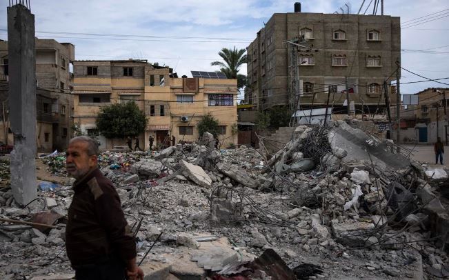 Разрушенный израильским авиаударом дом в палестинском городе Рафах. Автор: Fatima Shbair/AP/Scanpix
