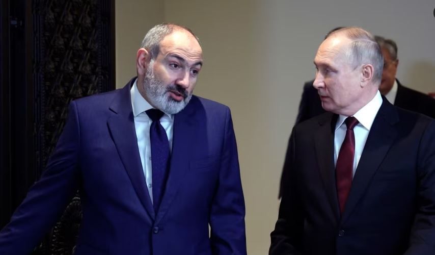 Владимир Путин и Никол Пашинян в Ереване, Армения, 23 ноября 2022 года.